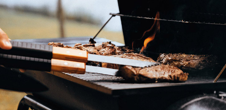 A Coffee Steak Rub Recipe Just in Time for Summer!
